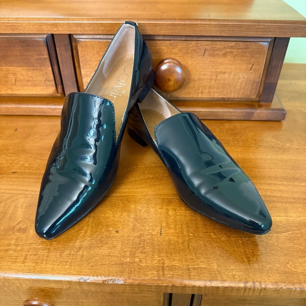 Calvin Klein Elin Black Patent Leather Shoes loafers women size 6 pointed toe